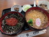 「自家製麺が自慢のおそば屋さん。名物のグリーン麺もおすすめです。魚沼市須原のそば処よしみやさん。」
