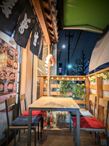 Ridere席/テラス席「川口市にある更科栄町１丁目店では、ペット同伴可能なテラス席が存在しています！」
