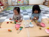 「頭の上にそーっとのせてみよう｜磁石ブロック＆ままごとあそび」