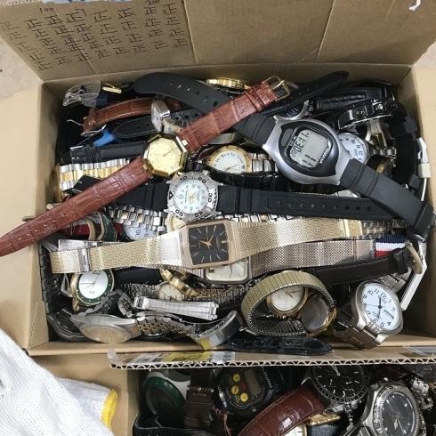 ジャンク品でも時計は買取可能です「札幌市で壊れたり動かない腕時計を売るなら「買取専門店 くらや 札幌西店」へ！」
