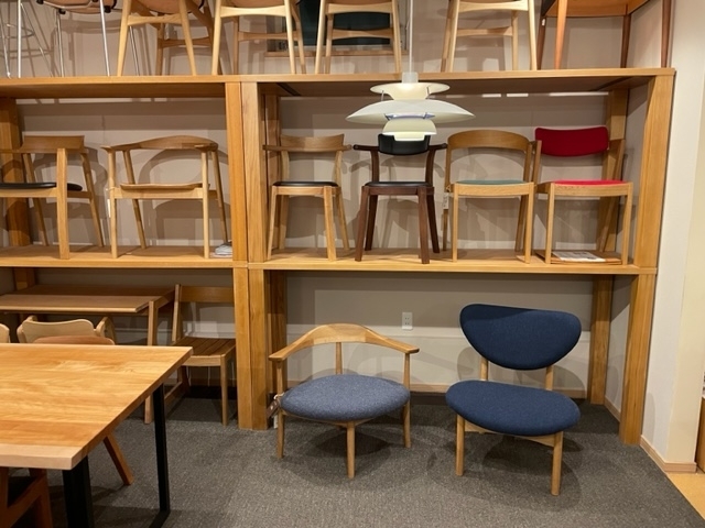 椅子いろいろ「低座椅子のおすすめ　チェア・イス・椅子をお探しなら札幌の家具専門店『彩工房畑山』」