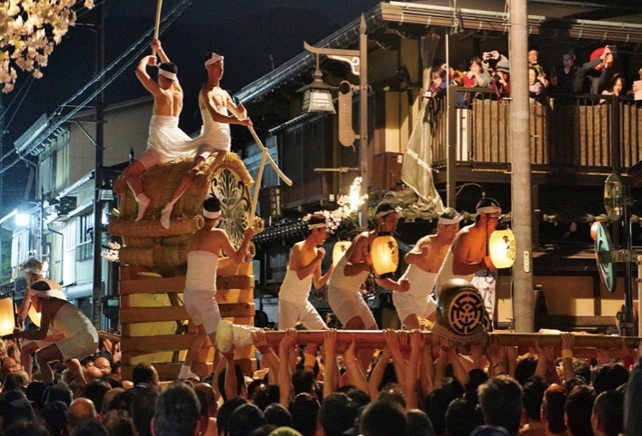 リッツの生産地　飛騨古川の古川祭り♡「お待たせいたしました～♡♡」