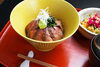 村上牛ローストビーフ丼「村上どんぶり合戦　村上牛ローストビーフ丼」