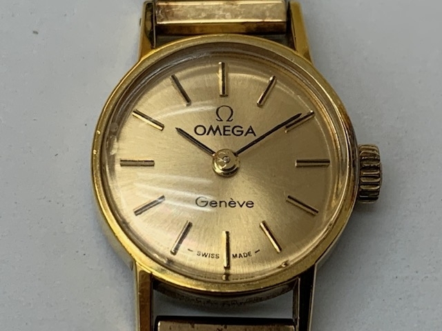 オメガ　OMEGA　手巻き腕時計　高価買取「オメガ　OMEGA　手巻き腕時計  　高価買取させて頂きました。　　遺品整理、生前整理  　ブランド品と貴金属「買取りと査定」は「チケット大黒屋」金町北口店」