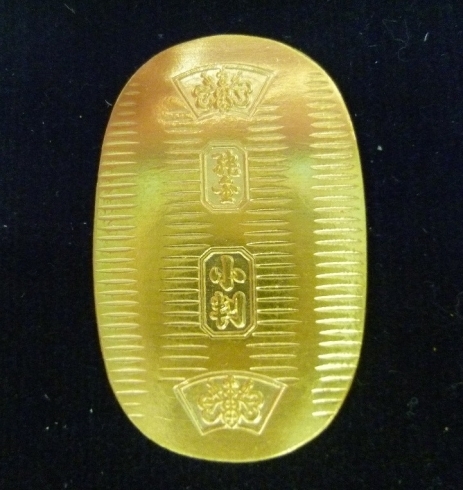 小判の形をした純金製の記念メダル「買取専門 金のクマ 沼津店　小判の形をした純金製の記念メダル♪」