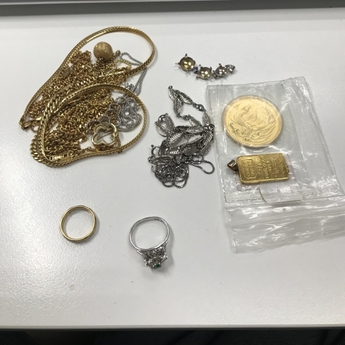 北海道全域・札幌市内の遺品整理における貴金属・形見のアクセサリーを出張買取しております。どうせ安物だろうと諦めてしまう前に「買取専門店 くらや 札幌西店」へ！  | 買取専門店 くらや 札幌西店のニュース | まいぷれ[札幌市西区・手稲区]