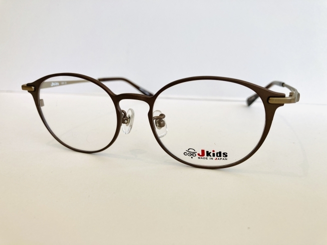 商品名:GR22 col.353「学校検診の視力検査でメガネが必要と言われた…せっかくならメガネデビューはカッコよく！　～Jkidsのご紹介～」