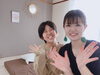 オーナーの華奈さん ♪（写真右）素敵な笑顔です！「【体験レポ】タイ式マッサージ、腸セラピーを体験しました！」