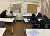 若松教室にて　中学生たち「その子、その子に合わせて」