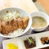 「5月24日（水）本日の日替りは“チキンカツ丼”です！」