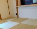 琉球畳　大分県国東で栽培、収穫後半動力による手織りされた「青表」を半畳の畳床に巻きつける様に縫い付けた日本国産琉球畳の施工いたします！当店は日本国産畳材料を使用した畳の施工にずっとこだわります。