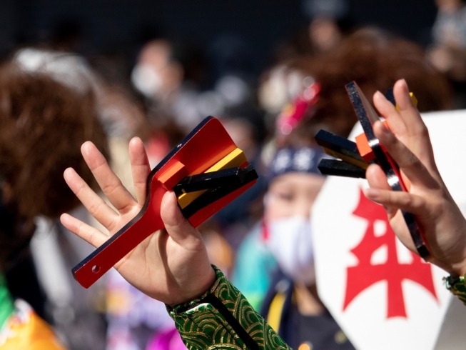 photo by stock.adobe.com「YOSAKOIソーラン祭り。体験参加・写真募集・交通規制について」