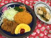 「フライドチキンとコロッケです。」
