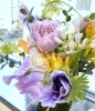 鈴木綾先生の「きせつの花教室」春のレッスン作品です「【人気／定期レッスン／東京】満席・キャンセル待ち講座のご紹介！【フラワーアレンジ／イラスト／香道／モザイク】」