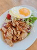 豚生姜焼きon目玉焼き「6/13 Today’s Special 豚生姜焼きon目玉焼き ランチ 夜ご飯 テイクアウト 木更津 中華 金龍」