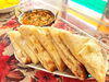 「ドライフルーツとココナッツ入りのカスミリナン♪越前市カレー屋プルニマ Kasumiri Naan with dried fruits and coconut.【Indian Nepal Restaurant PURNIMA】」