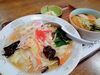 「昭和の香り漂う町の食堂「富屋食堂」さんでランチ。ミニラーメンが付いたセットメニューがおすすめ！」