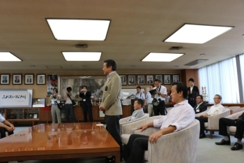 大井市議会議長と、伊藤教育長より其々ご挨拶。