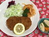 「本日のAランチは　とんかつランチです。」