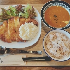 チキンカツバターカレーセット