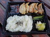 「手作りの皮にジューシーな餡、絶品餃子弁当。魚沼のキッチンカー、魚沼餃子庵さん。出店情報はInstagramをチェック！」