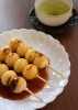 焼き目が美味しそうなみたらしだんごをどうぞ！「八王子和菓子組合」