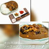 白が白すぎるくらい綺麗でビックリ～、笑「シーフードカレーもあります☺」