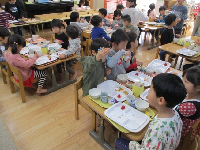 おいしいね～「ひなまつり誕生会♪ 給食メニュー」