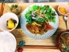 「週替わりランチは♥白身魚のムニエル甘酢あんかけ♥」