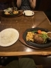 古河のハンバーグ、洋食屋さんで夕飯です。「今日は群馬の前橋・高崎は猛暑です。 【創業平成7年、調査の青葉グループ　群馬-高崎・前橋、茨城-つくば・土浦、埼玉-熊谷・上尾　栃木-佐野・足利　千葉-松戸・柏　で探偵31年の信頼と実積の青葉調査事務所】」