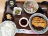 カレイの煮付けと刺身盛り合わせのおすすめ膳「お刺身と煮魚で満腹感一杯」