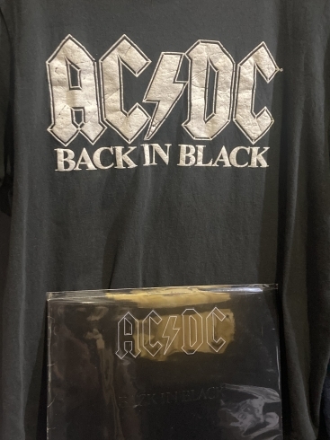 AC「ロックの名盤　AC⚡️DC BACK IN BLACK！【レディース、初心者大歓迎。大須のロック好きな古着屋　ROCKINGHORSE！】」