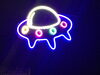 店内に飛んでるUFO「蒸し暑い日が続いています」