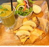 「シナモントースト、フルーツフレンチトーストに桃を使用！ JR高島駅近くカウベルコーヒー、モーニング、ランチカフェタイム」