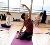 寸胴体型・猫背の改善。「体を変える！綺麗なボディーラインを目指す！正しい動かし方を覚えて自分の家でトレーニングができる！キツくない！」