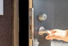 「秋は空き巣被害が増える時期！今のうちから防犯対策を！」
