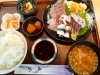 刺し身盛り合わせ定食　1900円(税込み)((「秋の夜長に魚のディナーを。」