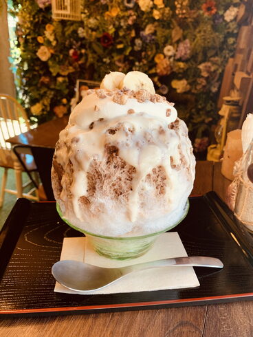 かき氷 バナナショコラ「かき氷10月1日(日)で終了いたします🍧 焼津/カフェ/静岡/大井川/フレンチトースト/デザート/コッペパン/テイクアウト」