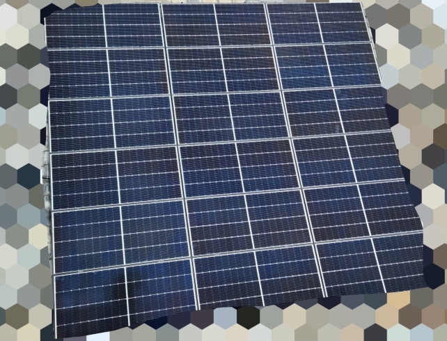 Qセルズ太陽光発電設置工事1「工事店様からの太陽光発電設置工事依頼でっす👍️」