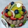 「オーダーケーキの生チョコフルーツデコ」「世界に一つの記念日ケーキ🎂は当店にお任せください🎉　　【京阪牧野駅から徒歩4分】」