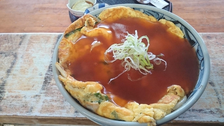 今週の 週替り定食 天津飯 手作りつくねの照り焼き サバの明太子焼き 等4種類 海鮮とご馳走食堂 幸福のニュース まいぷれ 米子