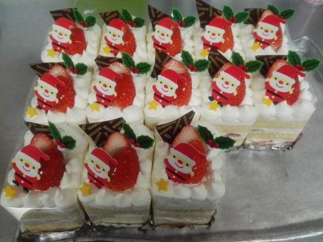クリスマスショートケーキ540円税込「明日クレールは今年最後のお休み店休日です」