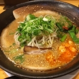 東雲亭のゴマ味噌ラーメンとミニチャーハン