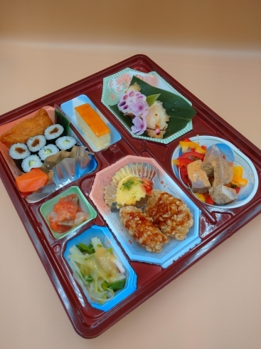 「折詰め　お弁当♪」