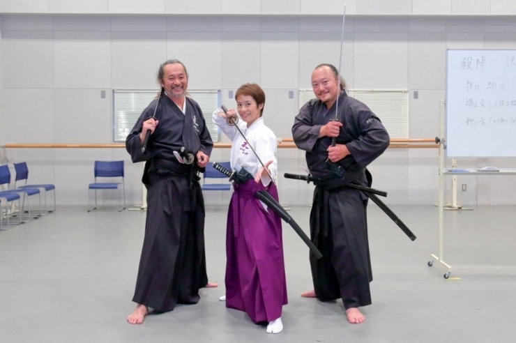講師の皆さん　多加野詩子さん(中央)、岩田貴代志さん(左)、加賀谷圭さん(右)