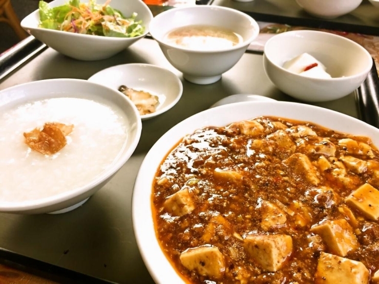 四川麻婆豆腐（辛い）800円