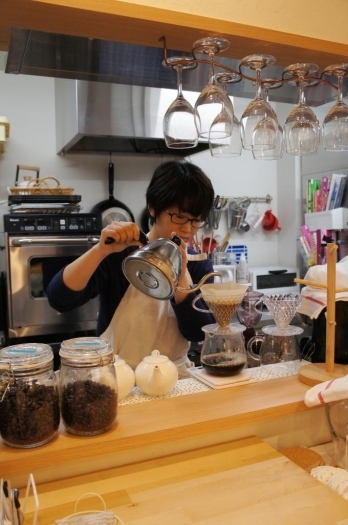 新鮮な豆を1杯づつ丁寧にドリップしてお出ししています