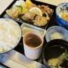 皮はパリッ！ 中はジューシーな唐揚げ定食！！～三次市東酒屋のグルメ～