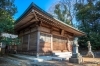 八劔神社本殿前