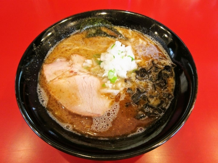 とんこつしょうゆラーメン　税込600円